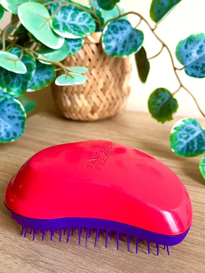 Célèbre Brosse tangel teezer et démêlante compacte violette et rose - photo numéro 3