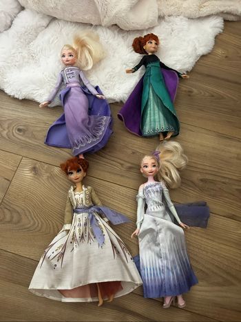 Poupées reine des neiges