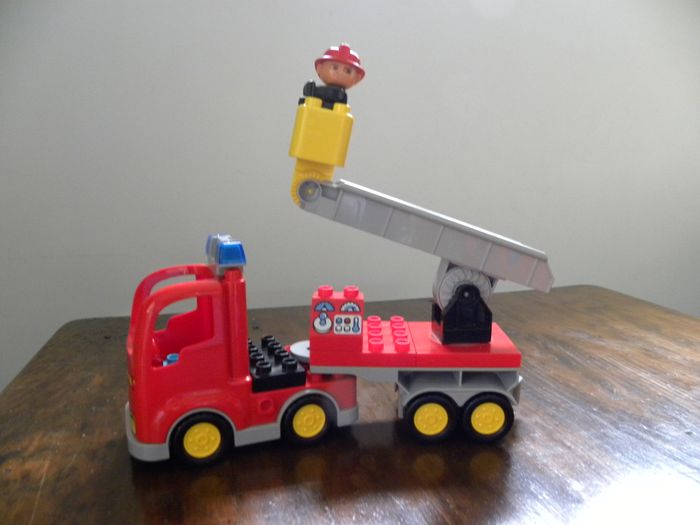 LEGO Duplo Ensemble Pompier - photo numéro 8