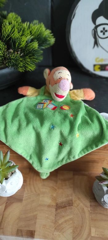 Doudou Tigrou Vert Cubes ABC Étoiles Ballon Nicotoy Plat Disney #geektradedoudou