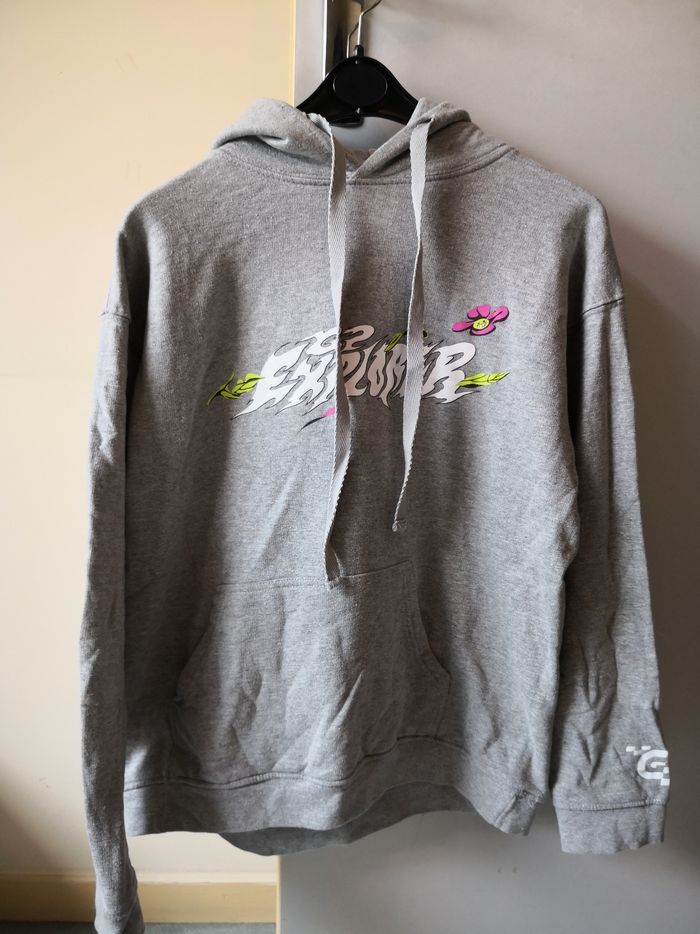 Sweat gris