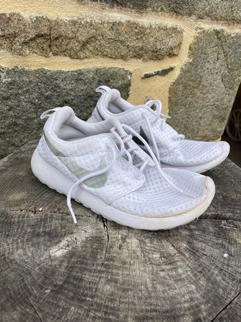 Basket blanche et argent - Rushrun - Nike