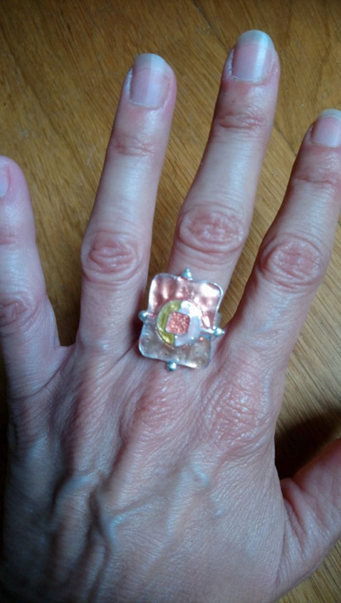 Bague nacrée