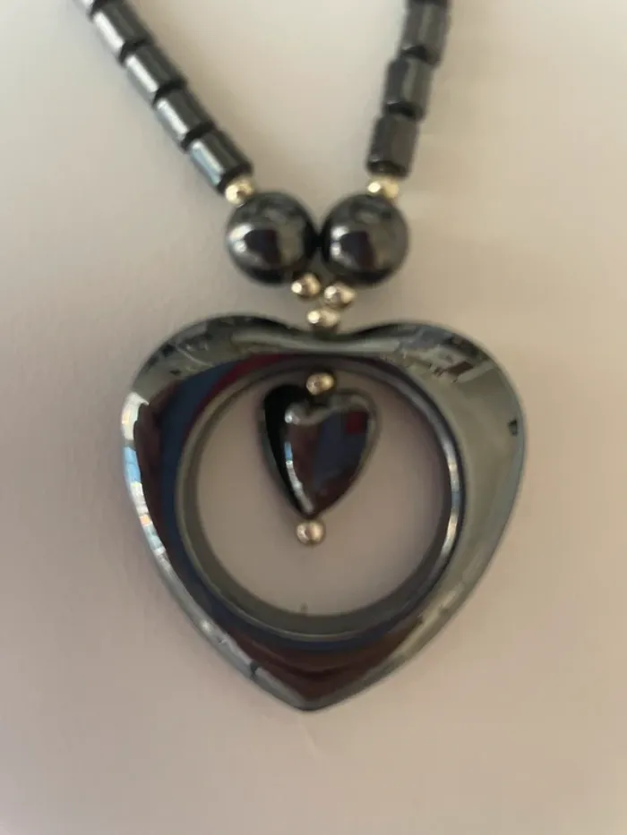 Collier hématite Tube+Coeur - photo numéro 2