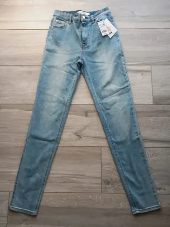 Jean naf naf neuf taille 34