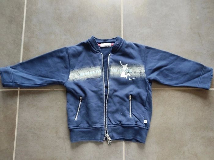 Lot de 6 vêtements garçon 4ans - photo numéro 4