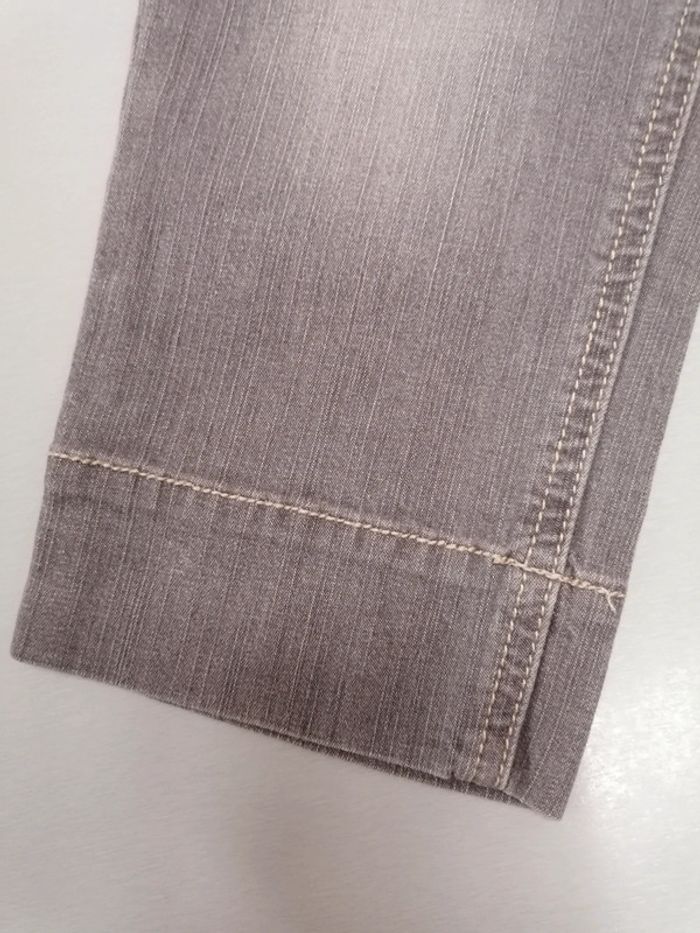 Jeans court gris 8ans 130cm neuf - photo numéro 6