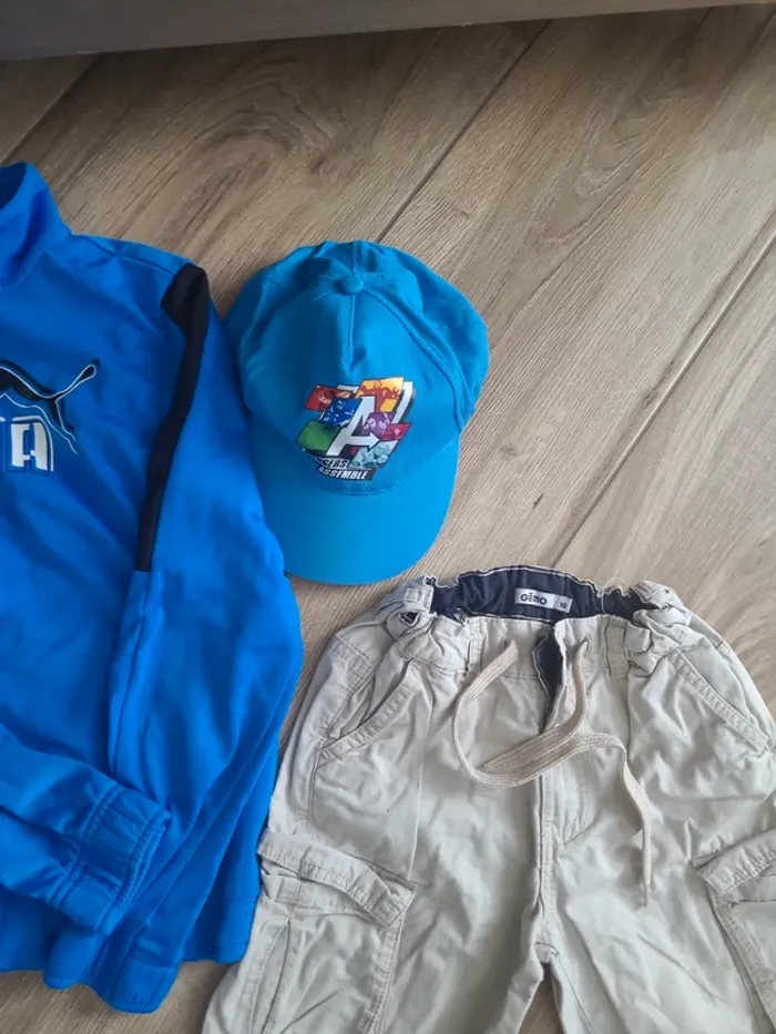 Lots 4 habits 9 ans -10 ans( Puma et Gemo et Avengers ) - photo numéro 5