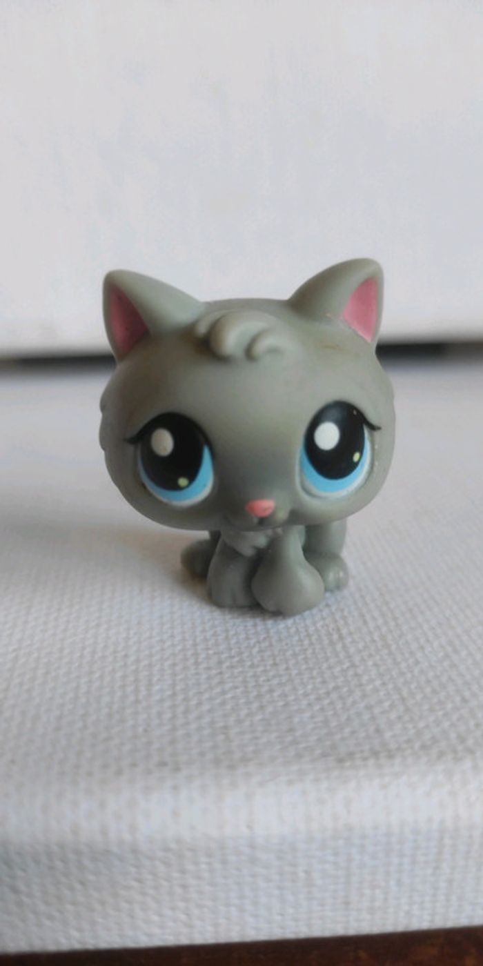 My littlest petshop chat snowshoe 270 - photo numéro 2