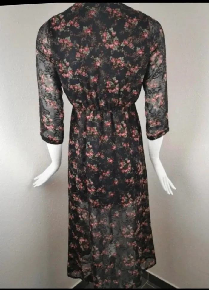 Robe Laeticia marque les Petites Fleurs Paris  taille 2  mis en 38  neuve avec étiquette - photo numéro 3