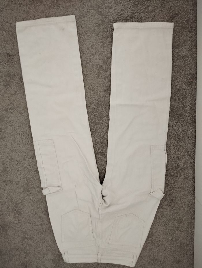 Cargo blanc - photo numéro 5