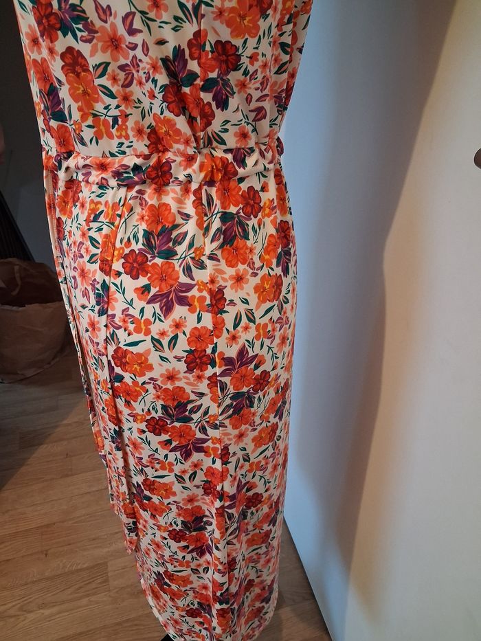 Robe fleurie - photo numéro 4