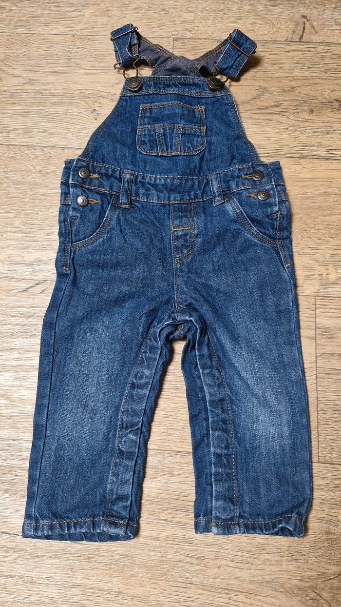 Lot vêtements 12 mois