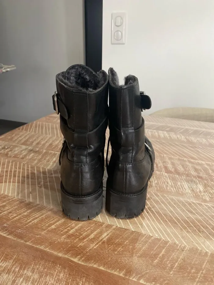 Bottines noires - photo numéro 3