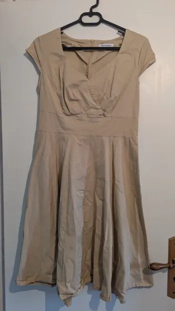 Robe soirée beige