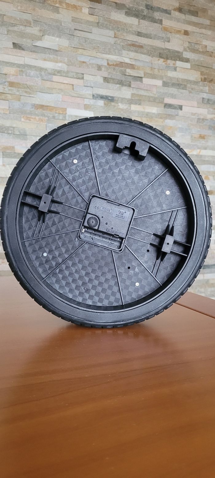 Horloge murale Disney collection cars très rares - photo numéro 2