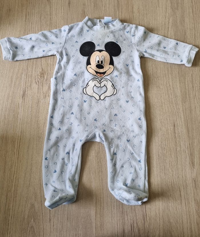 Pyjama 6 mois - photo numéro 8