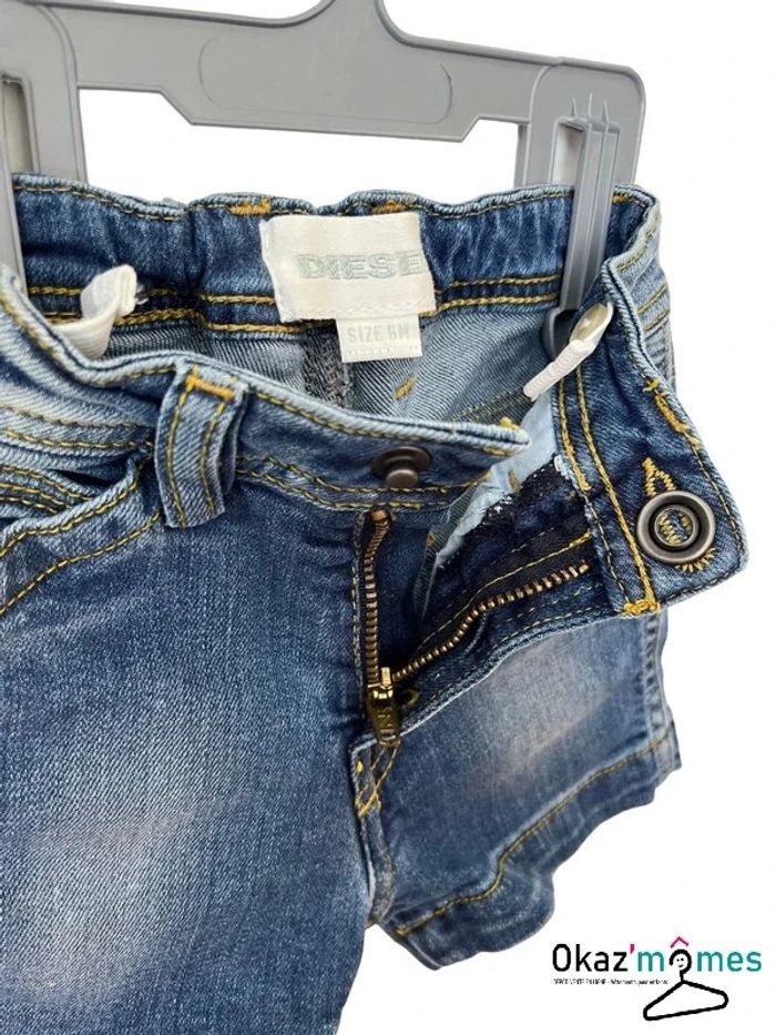 Short en jean bleu denim - Diesel 6 mois - photo numéro 2