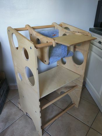 La Tour d'Observation Montessori Multi-Usages