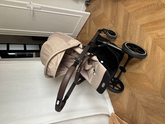 Poussette cybex balios S lux