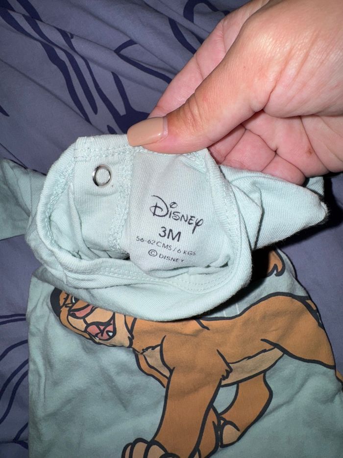 Pyjama le roi lion taille 3 mois - photo numéro 3