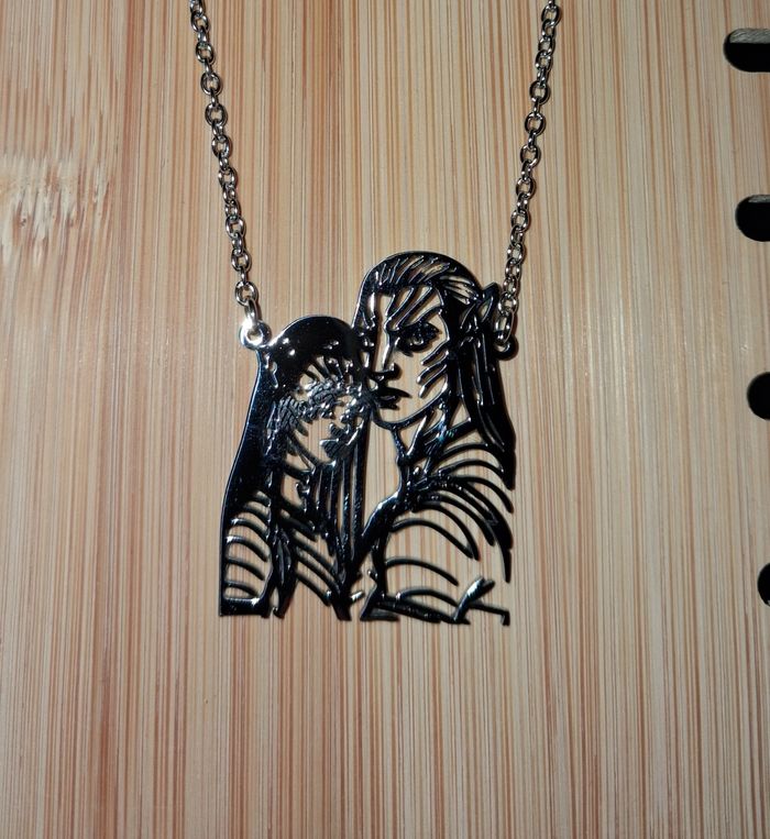 Collier avatar - photo numéro 1