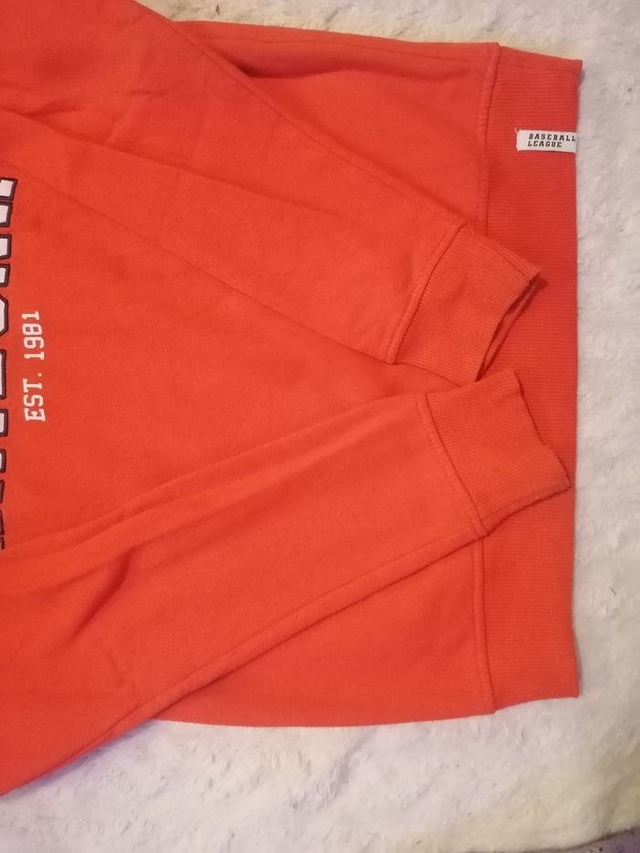 Pull sweat-shirt 🧡  garçon 12/14 ans - photo numéro 4