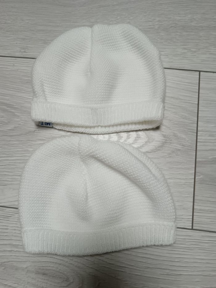 Lot de 2 bonnets mixte taille 3-6 mois marque MLT neuf . - photo numéro 2