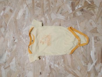 body manche courte petits lapins