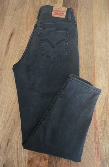 Jean hight waisted mom Levi's
