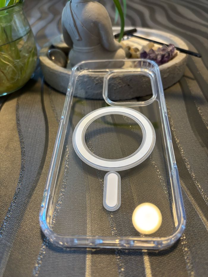 Coque iPhone 16 pro - photo numéro 3