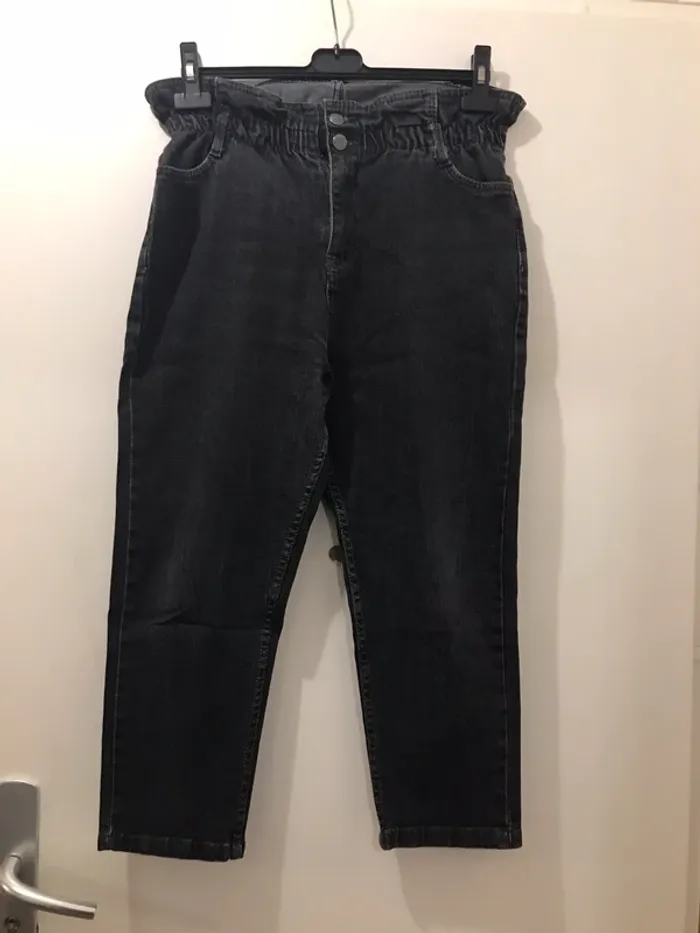 Pantalon boy Friends ves-gon jeans élastiques sur la taille noire taille 44