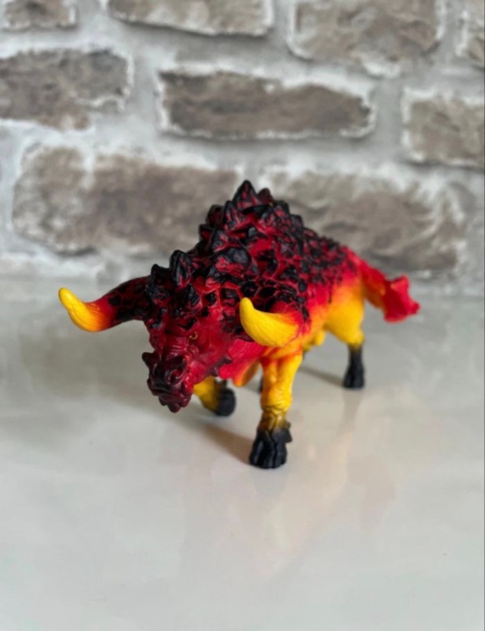 Taureau de feu schleich Eldrador