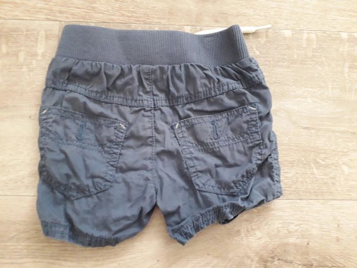 Short Kiabi 18 mois - photo numéro 2