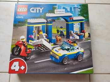 Lego 60370 la course poursuite au poste de police