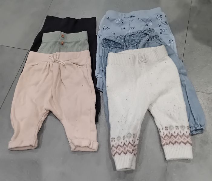 Lot de vêtements fille en taille 3 mois - photo numéro 5