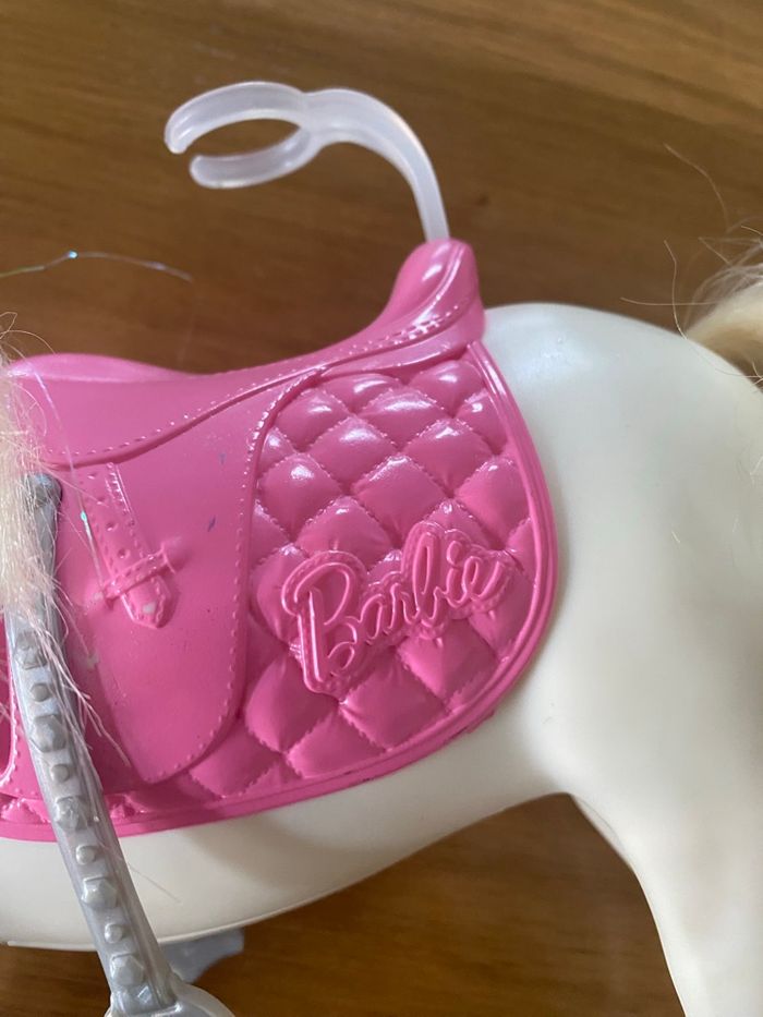Cheval barbie lumineux sonore - photo numéro 7