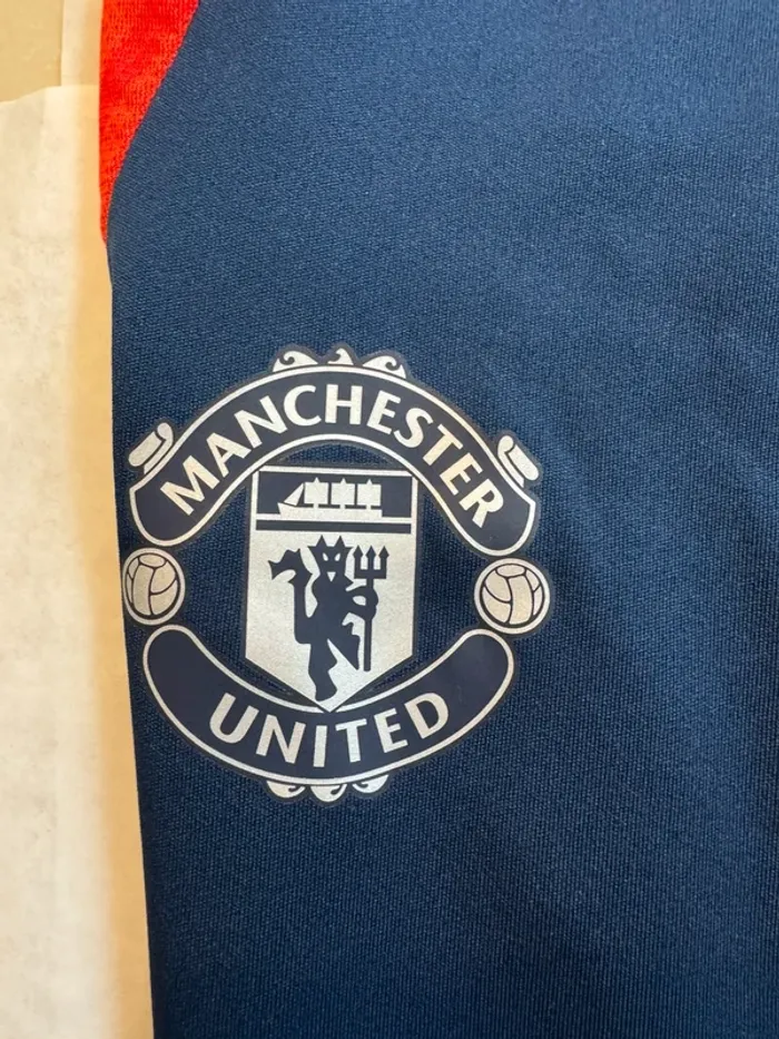 Pantalon de foot Adidas équipe Manchester United taille S femme authentique neuf - photo numéro 2