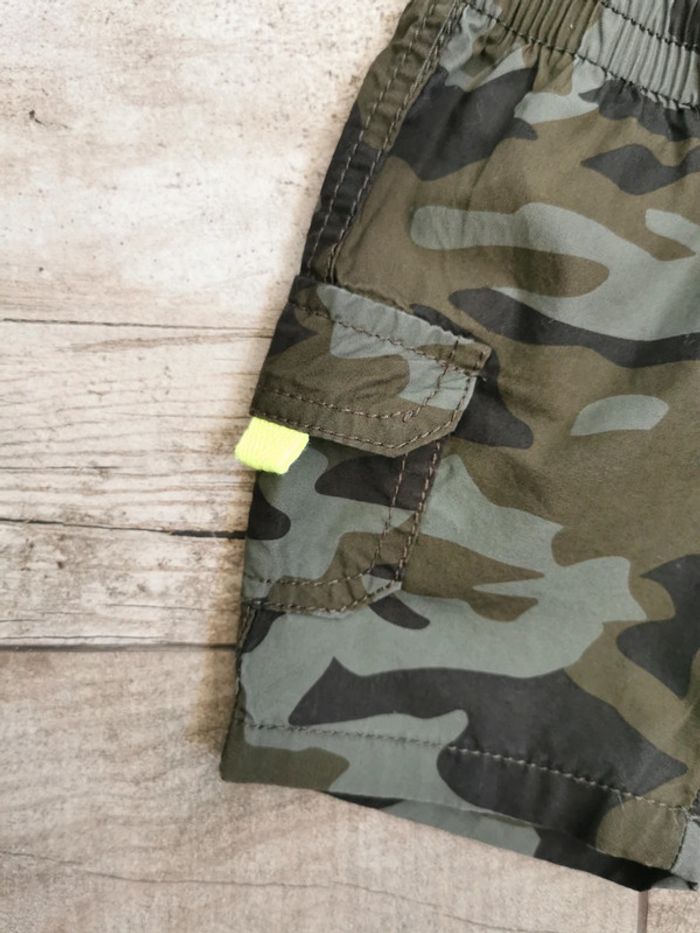🌺très joli short vert kaki camouflé militaire jaune
100% coton 6mois - photo numéro 4
