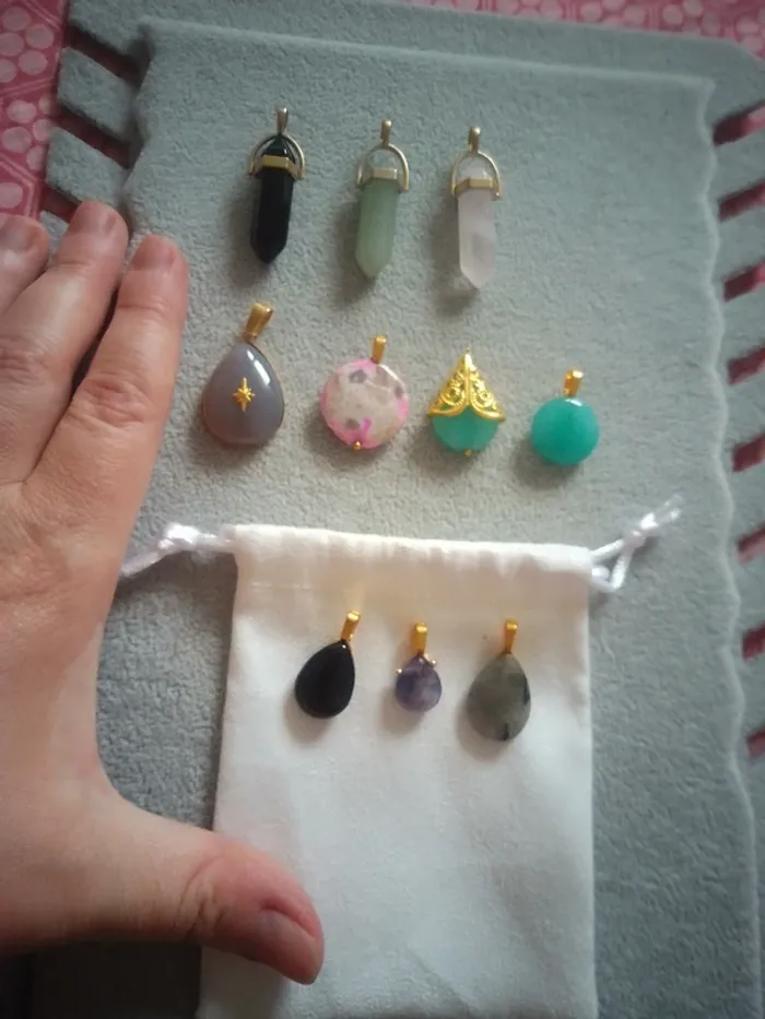 Lot de 8 pendentifs en pierres naturelles - photo numéro 4
