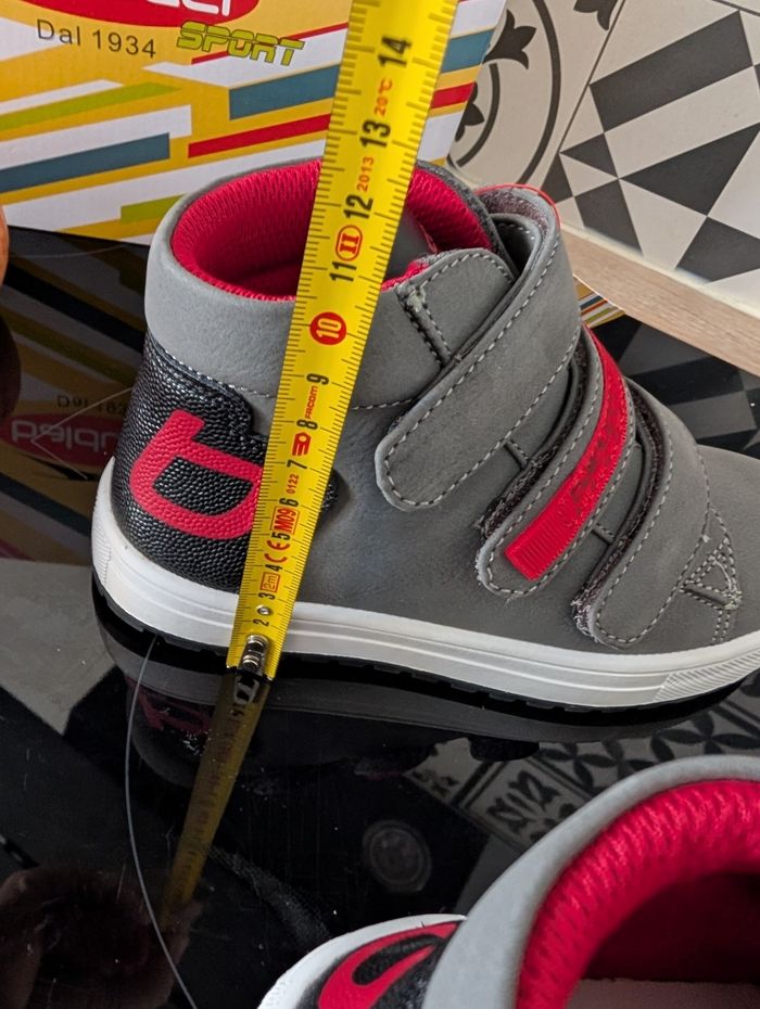 Baskets garçon. Taille 30. Neuf. Balducci. Semelle intérieure en cuir - photo numéro 10