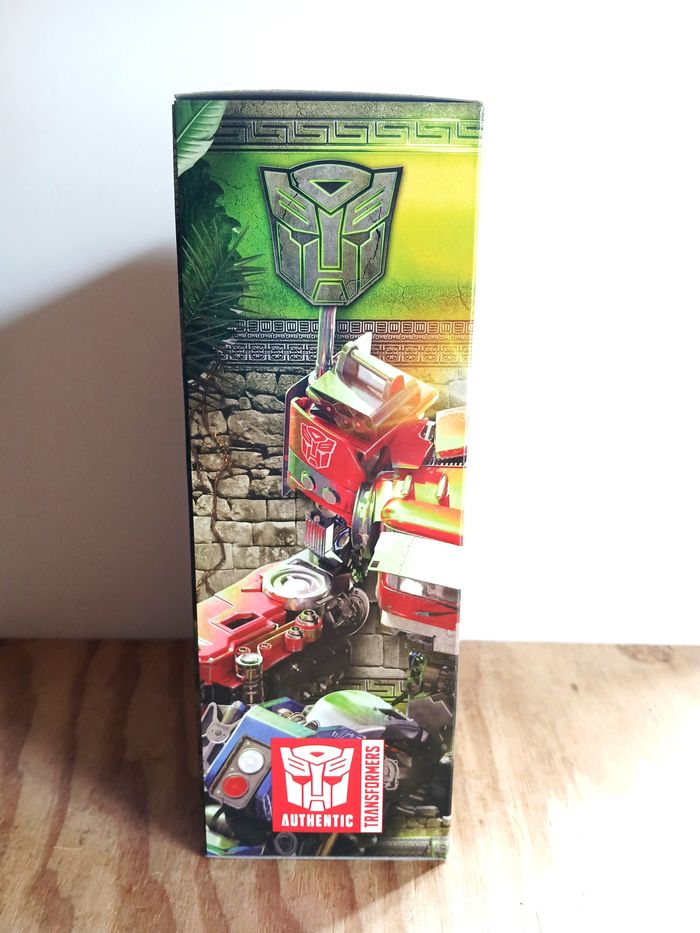 Figurine Transformers Rise of the Beasts Voyager Class Optimus Prime - photo numéro 5