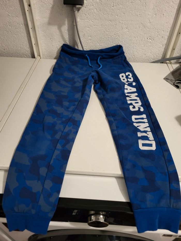 Lot 2 joggings - photo numéro 2
