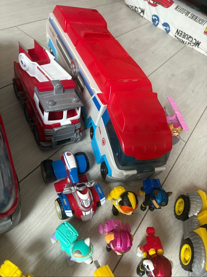 Lot petits camions Pat Patrouille - photo numéro 7