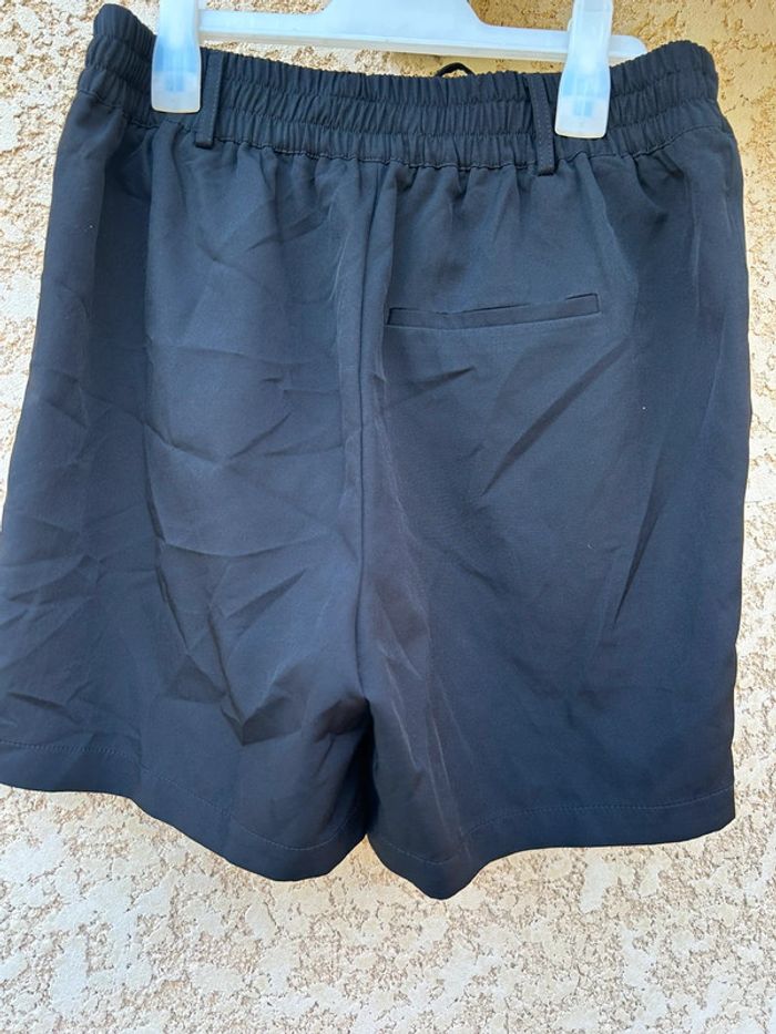 Short noir only taille M - photo numéro 3