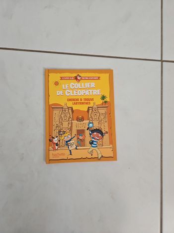 Le collier de cleopatre Neuf cont6
