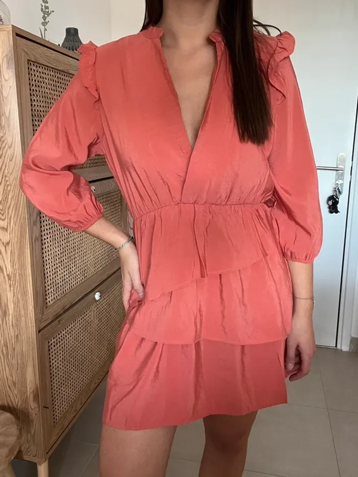 Robe manches 3/4 corail Zara - photo numéro 2