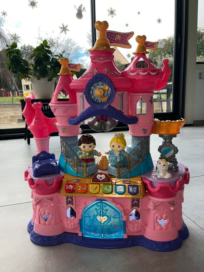 vtech - tut tut copains le château des lumières enchantées