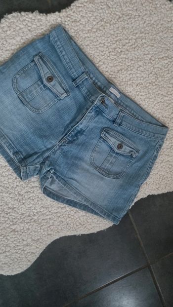 Short jean court 42 xL In extenso parfait état bleu clair elasthanne