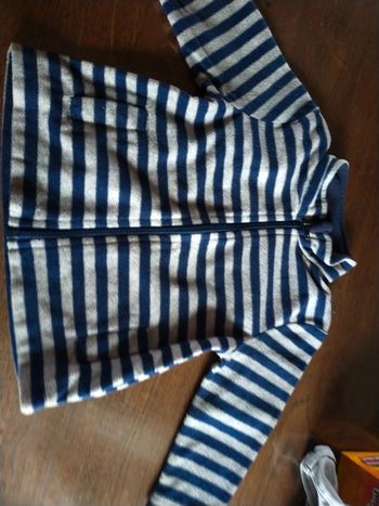 Polaire rayée 12 mois